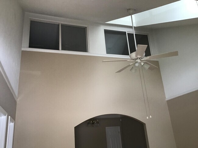 Foto del edificio - 217 Brook Ct