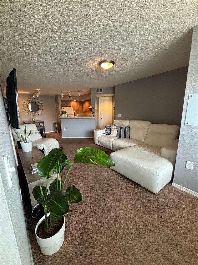Foto principal - 12620 Vista Isles Dr