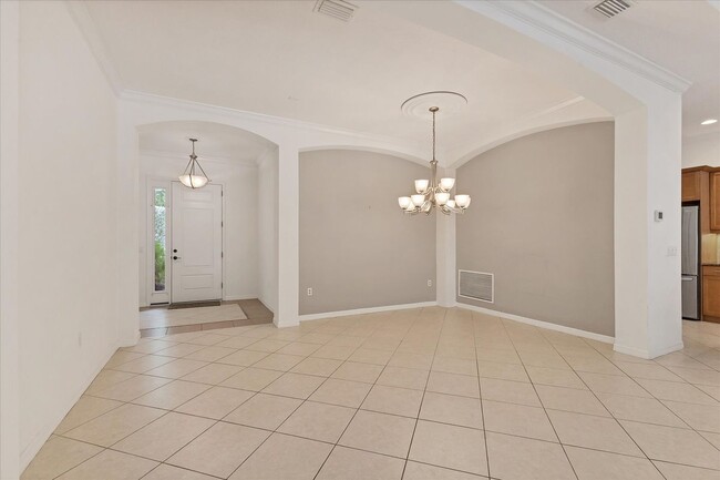 Building Photo - 7236 Lismore Ct