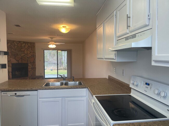 Foto del edificio - Excellent 2 Bedroom
