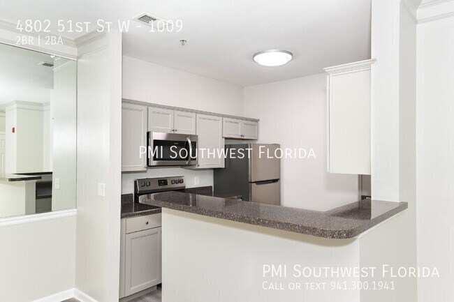 Foto del edificio - 4802 51st St W