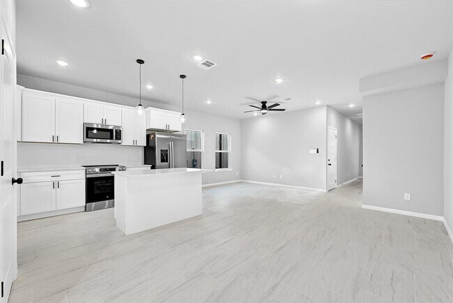 Foto del edificio - 1035 W Austin St