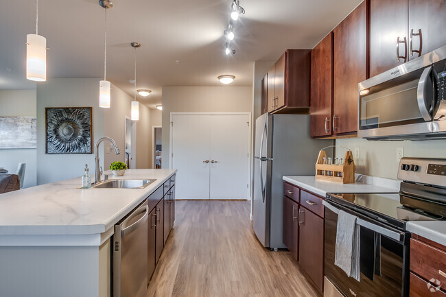 2BR, 2BA - 1,249SF - Kitchen - High Bluff Townhomes