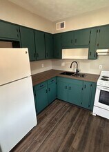 Building Photo - 3712 Noblitt Dr