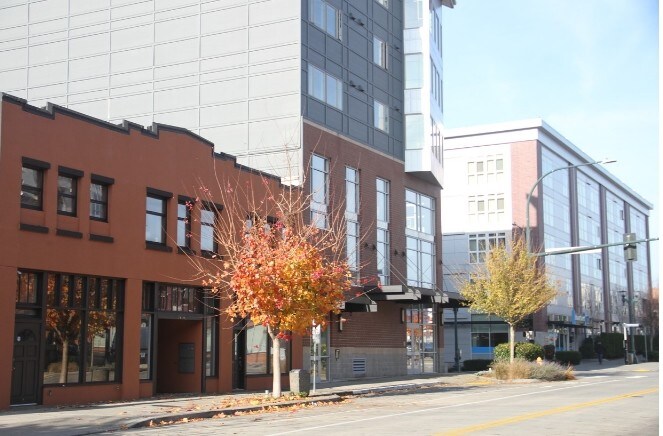 Foto del edificio - 2806-2808 Hoyt Ave
