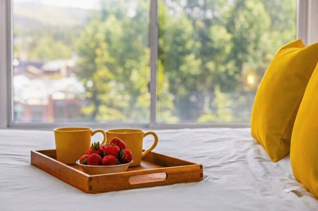 Building Photo - 110 South Park Avenue