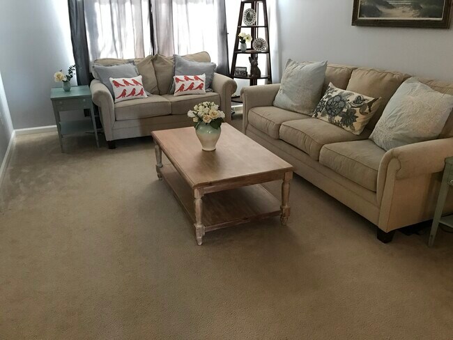 Living Room - 3014 Chinkapin Oak Ln