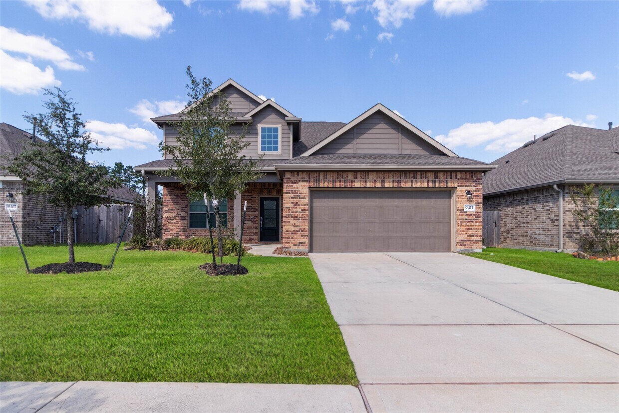 Foto principal - 9411 Clearwater Bluff Ln