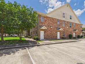 Building Photo - 4441 Burbank Dr