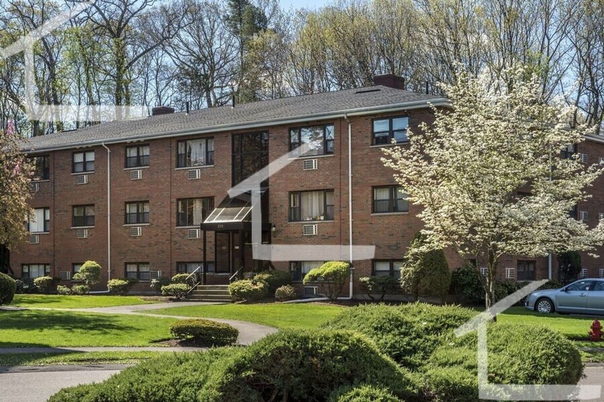 Photo - 282 Grove St