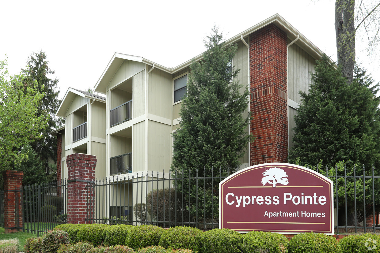 Cypress Pointe Apartments - Louisville, KY | Apartments.com