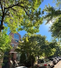 Building Photo - 869 N Paulina St