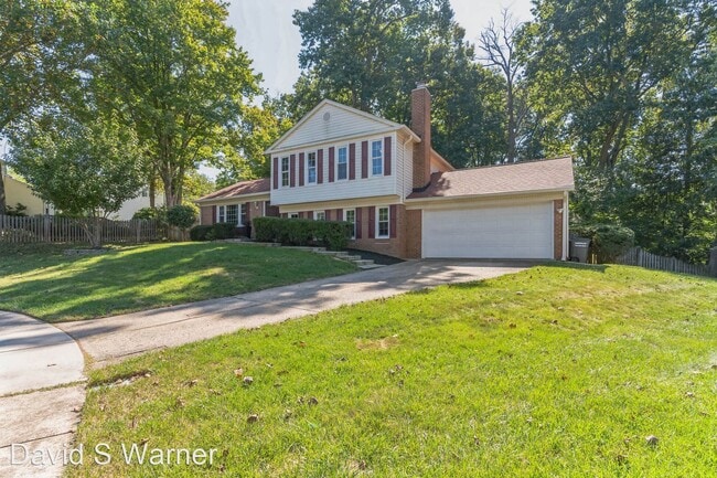 Building Photo - 4 br, 3 bath House - 8107 Kings Point Ct