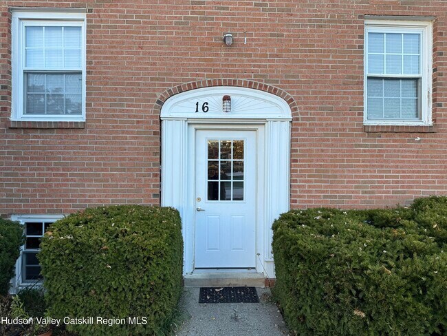 Foto del edificio - 16 Huguenot St