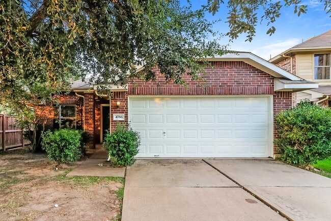 Building Photo - 4786 Wind Trace Dr