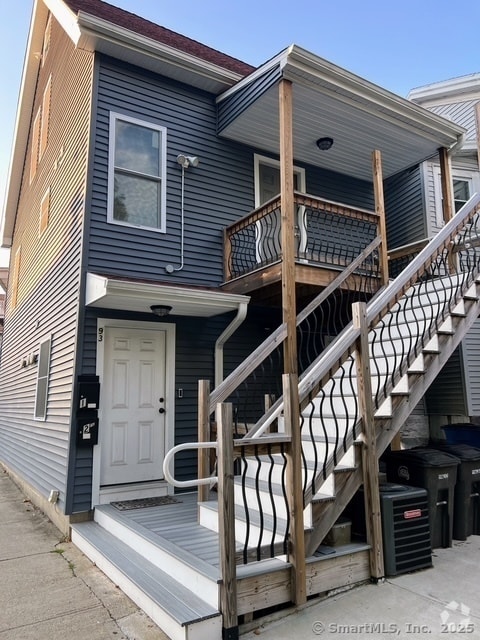 Building Photo - 93 Winchester Ave