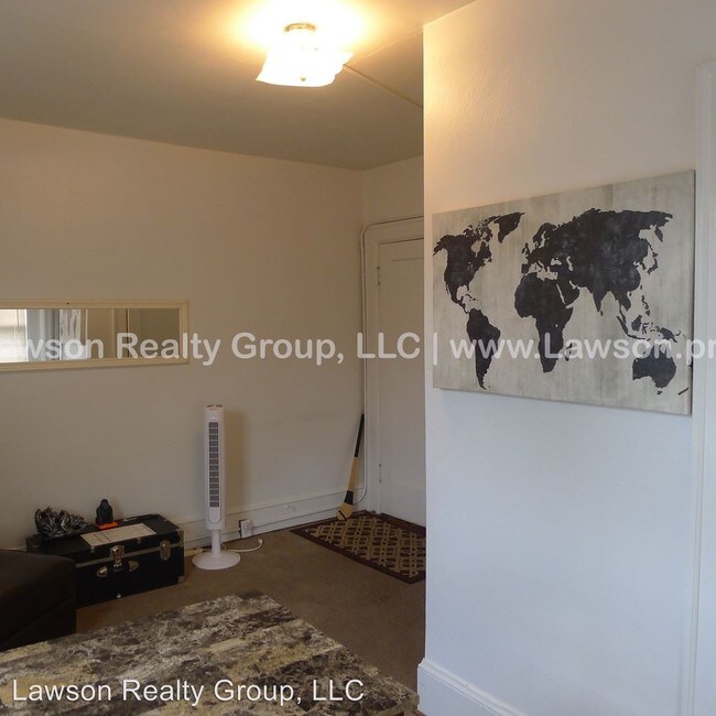 Foto del edificio - 2523 Rosalind Ave SW