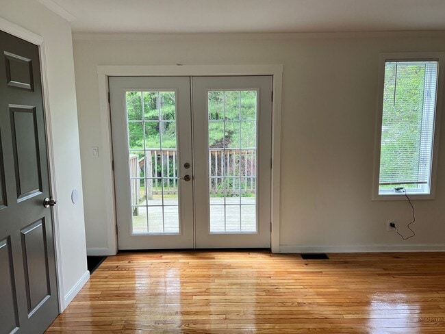 Foto del edificio - 17 Pheasant Dr