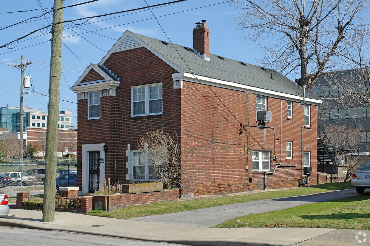 Primary Photo - 1805 State St