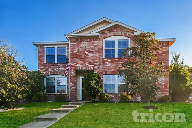 Building Photo - 2338 Manchester Ln