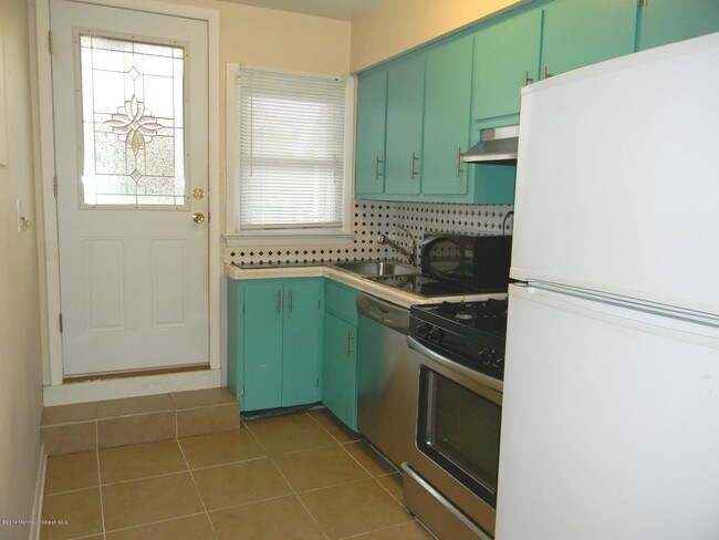 Building Photo - 207 NJ-71