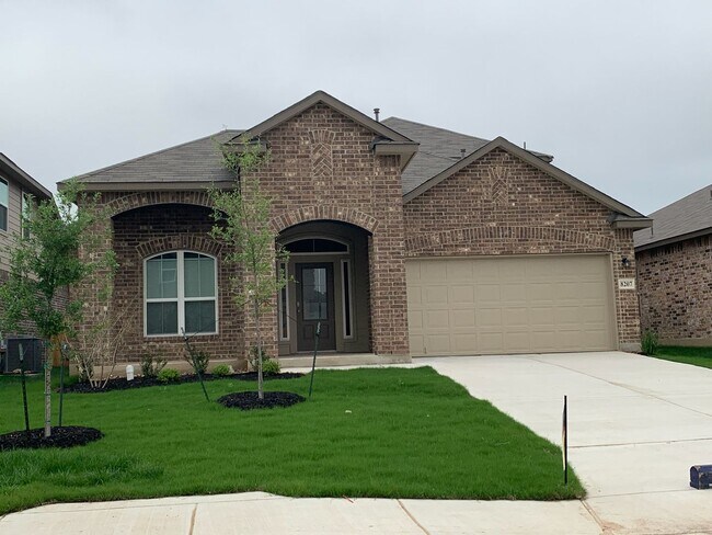 Foto del edificio - Spacious 4-Bedroom, 3-Bath Two-Story Home, 2,702 Sq Ft with Office & Covered Patio