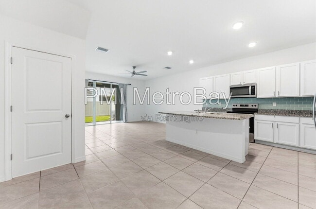 Building Photo - 16632 Grotto Steam Pl