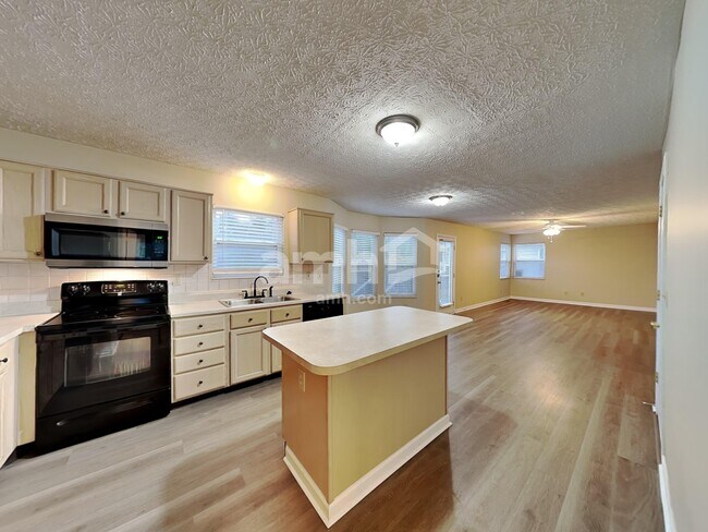 Foto del edificio - 7366 Murrayfield Dr