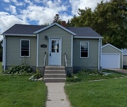 Building Photo - 1209 Arnold Ave N