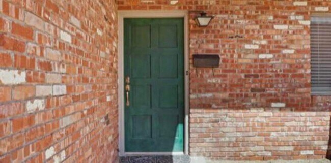 Building Photo - 8706 Galena Dr