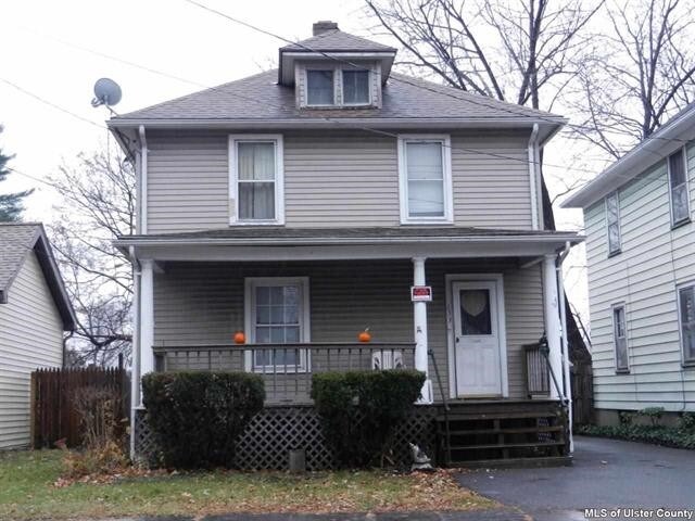 Primary Photo - 133 Foxhall Ave