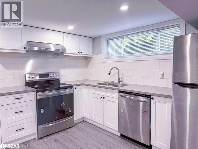 Building Photo - 88 Burkholder Dr