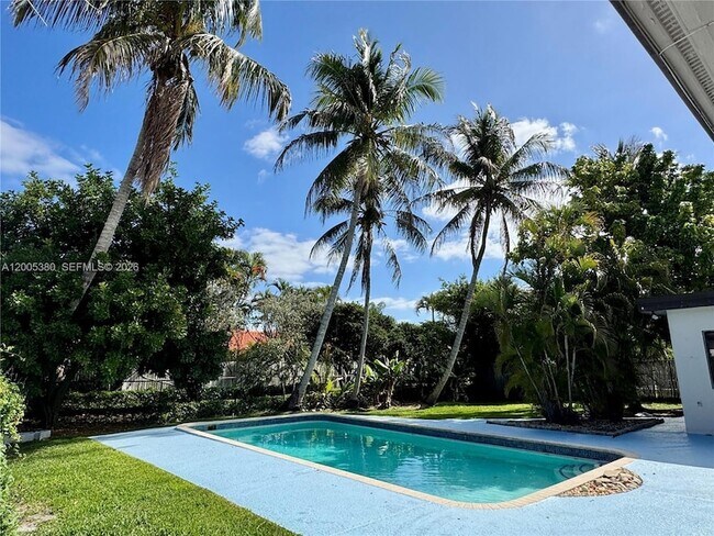 Foto del edificio - 13425 NW 10th St