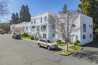 Building Photo - Napa Creek Terrace