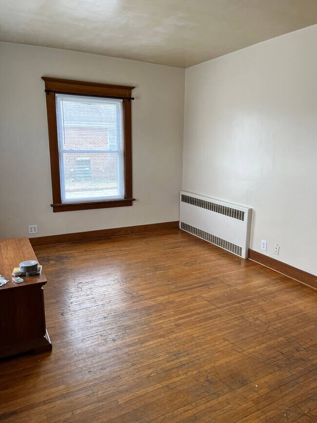 Foto del edificio - 218 Hammond Ave