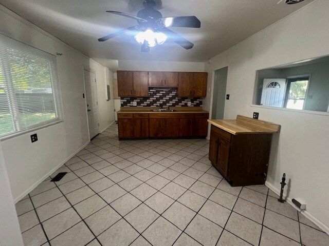 Building Photo - 4117 Ruskin Dr