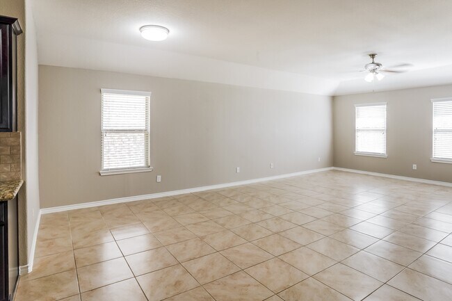 Foto del edificio - 18003 Dalton Shadow Ln