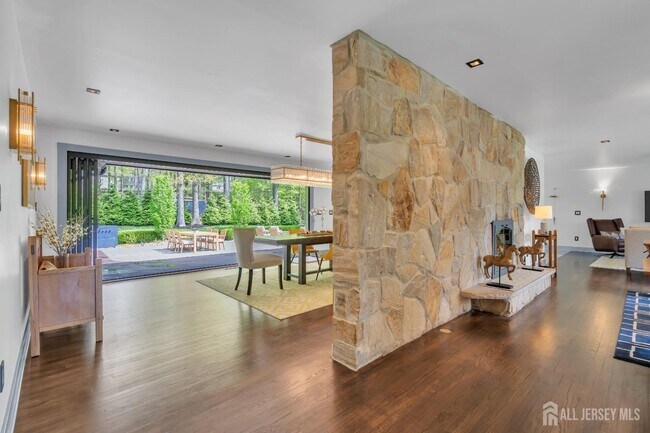 Building Photo - 792 Partridge Dr