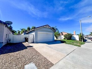 Building Photo - 27773 Moonridge Dr
