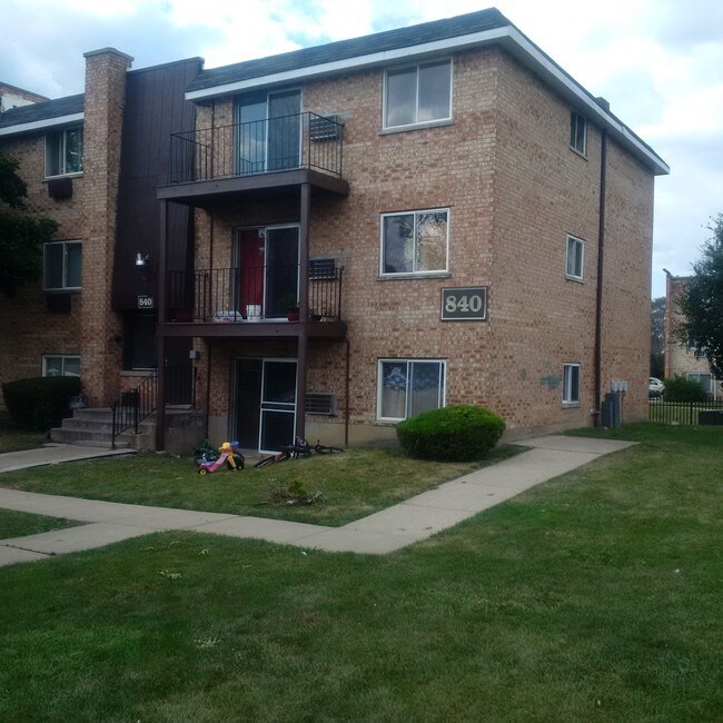 Primary Photo - 840 College Blvd