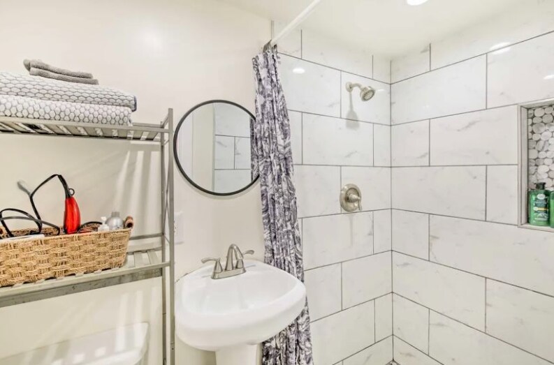 Foto del edificio - 1609 E 64th St