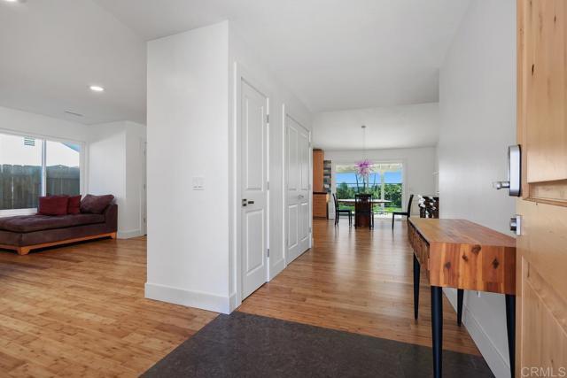 Building Photo - 1441 Peachwood Dr