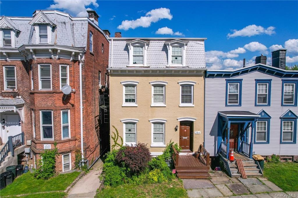 254 Montgomery St Unit 3, Newburgh, NY 12550 Room for Rent in