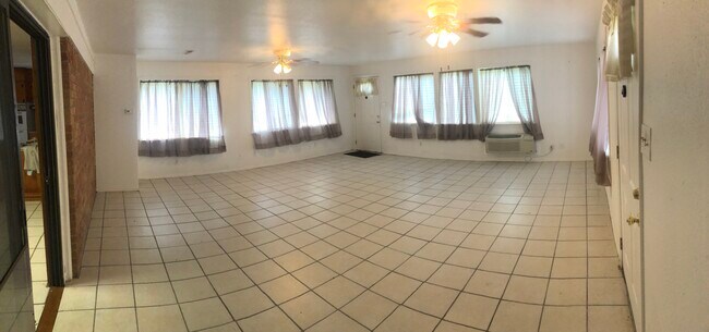 Building Photo - 166 Flournoy Lucas Rd