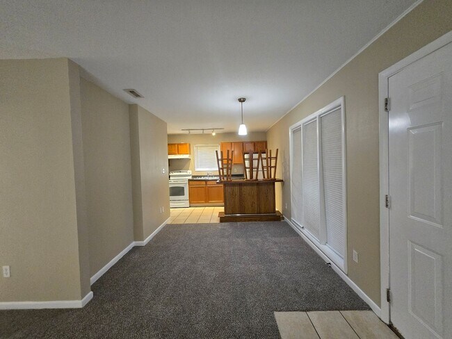 Foto del edificio - 2 bedroom, 2 bath/1st Floor Unit in Hawthorne Reserve