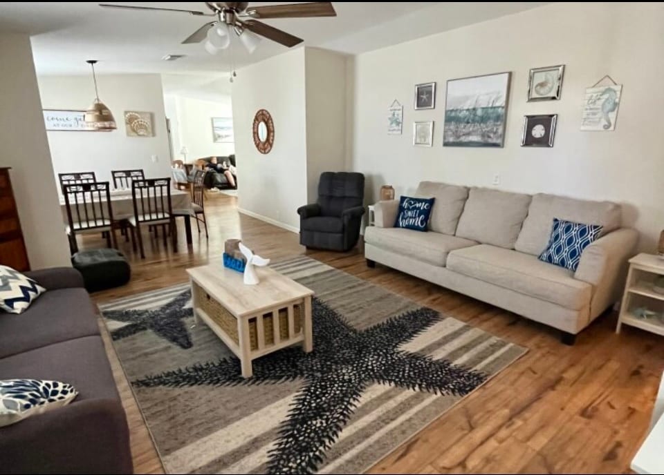 Living room #1 - 945 Plantation Rd