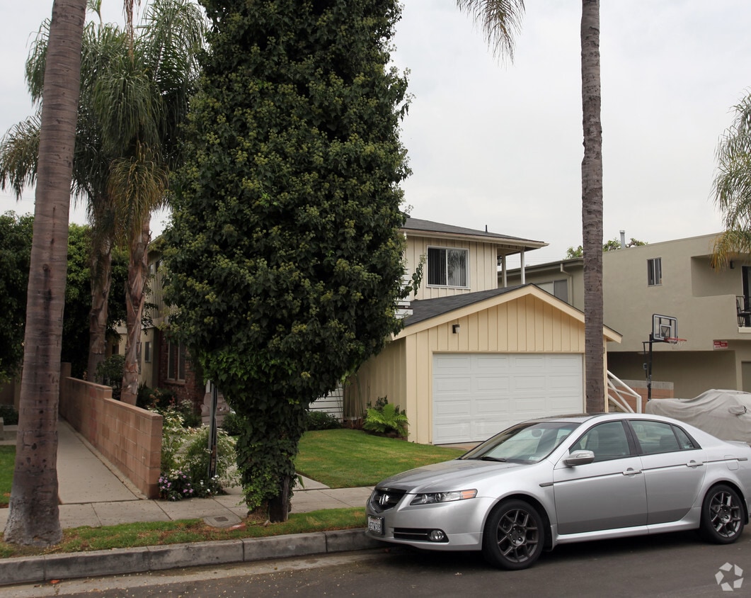 Building Photo - 1546 S Saltair Ave