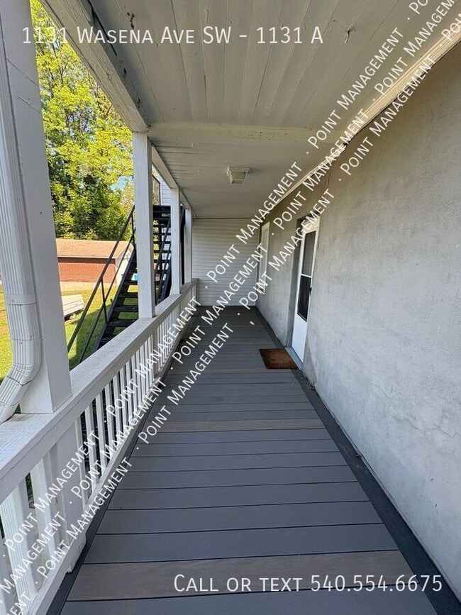 Foto del edificio - 1131 Wasena Ave SW