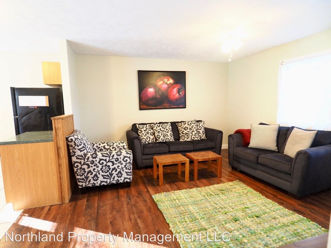 Foto principal - 730 Indian Trail Blvd
