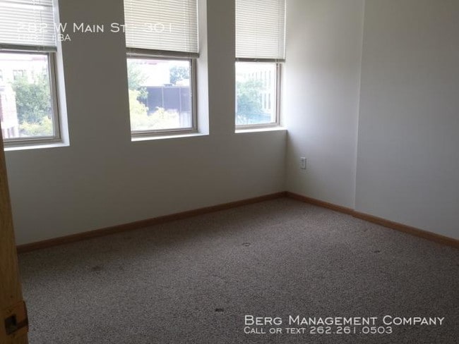 Building Photo - 1 bedroom in Waukesha WI 53186